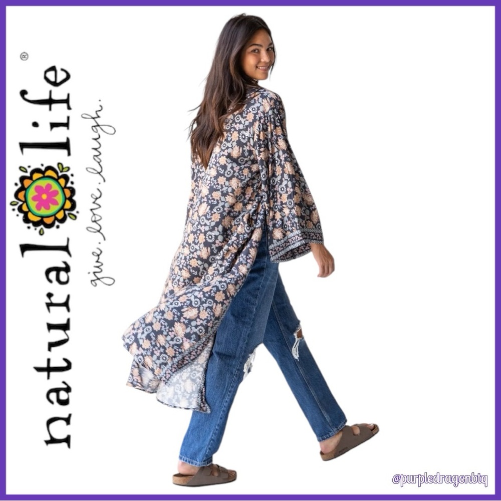 NATURAL LIFE Floral Kimono Wrap - Navy and Beige - Picture 3 of 4